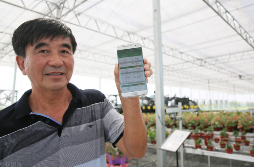 智慧農(nóng)業(yè)未來:物聯(lián)網(wǎng)+農(nóng)業(yè):連接性如何改變農(nóng)業(yè)