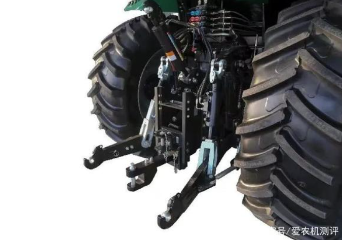 農機介紹:常發CFL2604輪式拖拉機